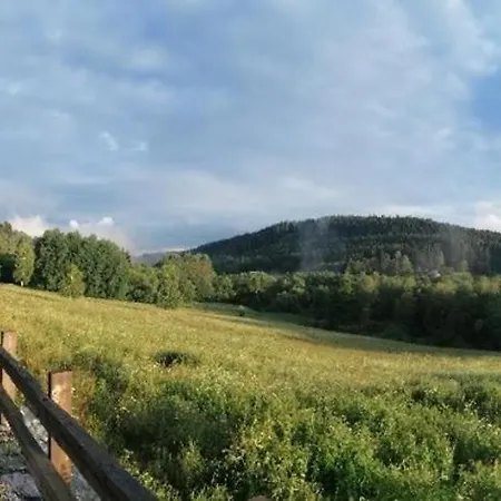 Nad Dzika Orlica Z Jacuzzi 펜션 Poniatow