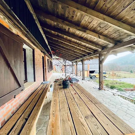 Nad Dzika Orlica Z Jacuzzi 펜션 *