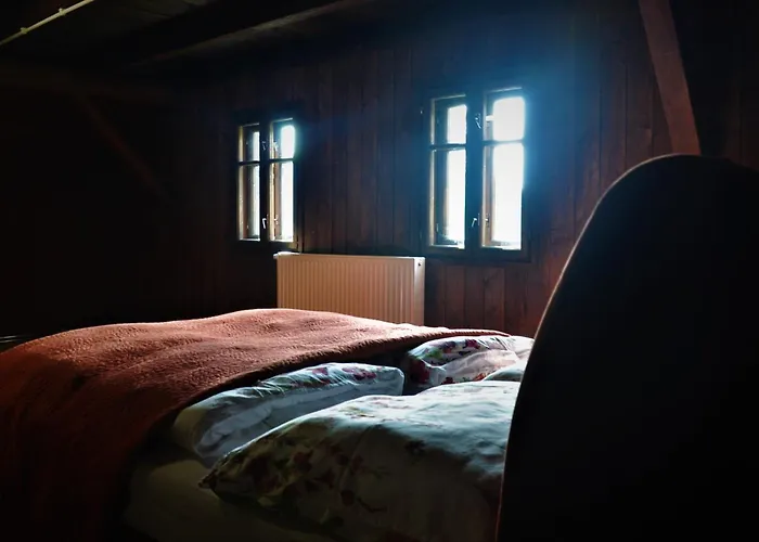 Nad Dzika Orlica Z Jacuzzi Holiday home Poniatow