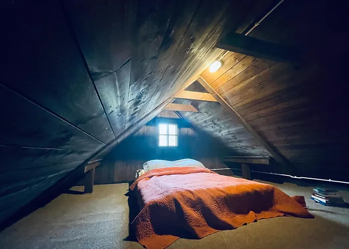 Nad Dzika Orlica Z Jacuzzi Holiday home Poniatow